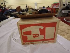 lot 194 image: Lot of Wen Model 300 Dual Action Sander