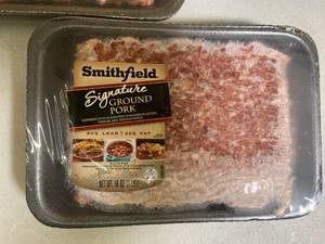 lot 132 image: C - Smithfield Signature Ground Pork - 3 1Lbs Packs