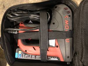 Arrow 6 in. Electric Stapler and Brad Nailer  Customer Returns See Pictures