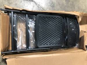 HDX Plastic Seat Folding Chair in Black (Set of 4)  Customer Returns See Pictures