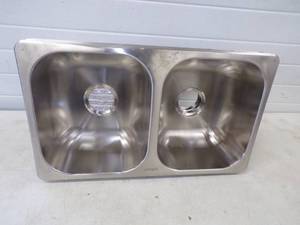 lot 25 image: 3 Stainless Steel Sinks