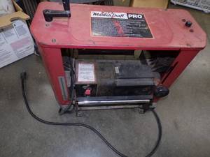 lot 34 image: 12 Auto Planer