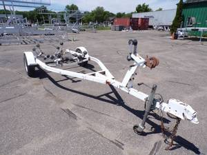 lot 3A image: Roller Boat Trailer