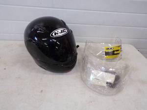 lot 75 image: XXL Helmet