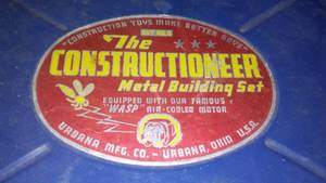 lot 741 image: Vintage Construction Metal Building Set. Amazing Condition.
