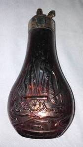 lot 801 image: Rare Amway Powder Flask Decorative Bottle.