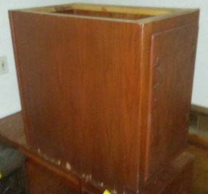 lot 850 image: Cabinet. Same Design as Lot 808.