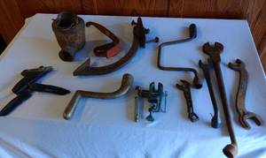 lot 860 image: Vintage Cranks, Wrenches and More.