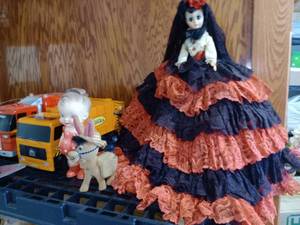 lot 861 image: Vintage Toys and More.