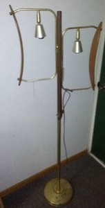 lot 604 image: Mid Century Floor Lamp, Working. 62 In.  Tall.