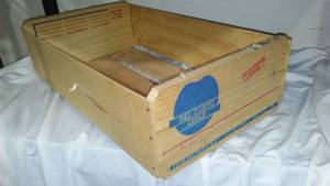 lot 640 image: Wood Fruit Box - Chile.