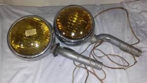 lot 649 image: Automotive Amber Lights 50s Vintage