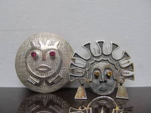 lot 10 image: 2 Very Nice Vintage 900 Silver Jeweled Face Brooch Pendants - Ecuador Artist