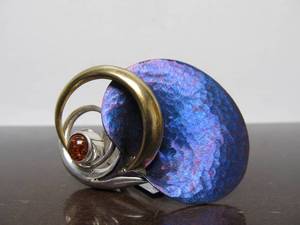 lot 20 image: Gorgeous Signed Sterling Silver & Hand Hammered Horn Pendant wAmber