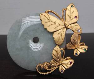 lot 31 image: Gorgeous Jade & Sterling Jeweled Butterfly Brooch Pendant - Signed PS