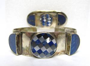 lot 60 image: Signed Vintage Lapis Hematite & Sterling Silver Matching Cuff Bracelet & Brooch