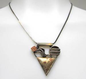 lot 62 image: Excellent Vintage Sculptural Modernist Sterling Silver & Copper Pendant Necklace by Klassen & Glanzer