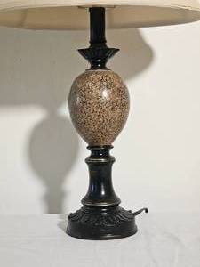 lot 100 image: Marble Bead Candlestick Lamp