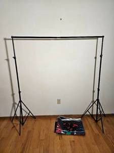 lot 72B image: Photography Background