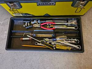 lot 204 image: Handymans Tool Box Group