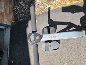 lot 217 image: Sunny Health Rowing Machine