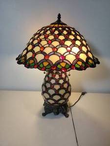 lot 9 image: Vintage Tiffany Style Stained Glass Lamp B