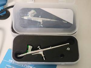 lot 83 image: Master Airbrush 15 HP Cool Runner II Dual Fan Air Compressor Kit Model TC-320