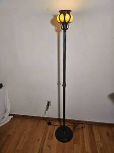 lot 30 image: Art Nouveau Style Amber Floor Lamp, B