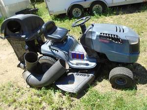 Craftsman 1500 38 deck with twin bagger. 14.5 Briggs. Used condition. Starts & runs. Relisted due to no show. As shown.
