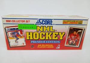 lot 21 image: Vintage SCORE Unopened Box of 1990 Canadian NHL Hockey Trading Cards