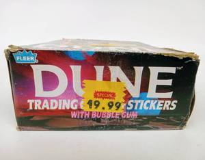 lot 45 image: Vintage Box of Unopened DUNE Trading Cards by FLEER