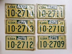 lot 48 image: Lot of Six Sequential Pairs of Unused 1971 South Dakota License Plates (2709 - 2714)