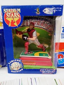 lot 108 image: Vintage TOPPS Baseball Cards with MLB STADIUM STARS and STARTING LINEUP Figurines
