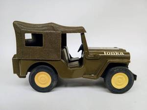 lot 148 image: Vintage TONKA Jeep Toy Car