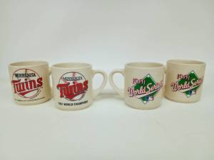 lot 167 image: Set of Four Vintage Minnesota Twins World Series Coffee Mugs