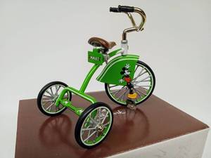 lot 171 image: Vintage HALLMARK Sidewalk Cruisers Collection Mickey Mouse 1934 Velocipede