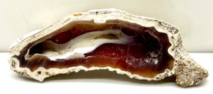 lot 235 image: Natural Sliced Agate Geode Pieces