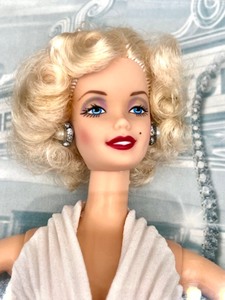 lot 126 image: 1997 Collector Edition HOLLYWOOD LEGENDS COLLECTION BARBIE as MARILYN in THE SEVEN YEAR ITCH NIB