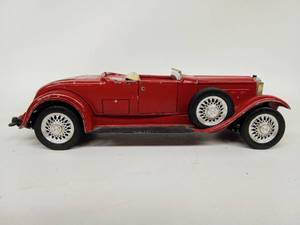 lot 259 image: Vintage HUBLEY 1930 Packard Roadster Die-Cast Toy Car