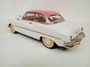 lot 261 image: Vintage VOITURE Buick Coupe Friction Toy Car