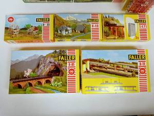 lot 297 image: Vintage Collection of FALLER N Scale Model Train Buildings, Structures and Fencing