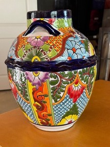 lot 50 image: Talavera Pottery Vase