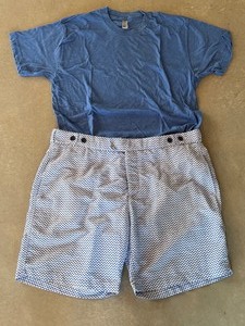 lot 195 image: Pair of Frescobol Carioca Mens Shorts and Coordinating T-shirt