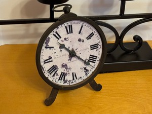 lot 91 image: Decorate Candle Holder and Clock
