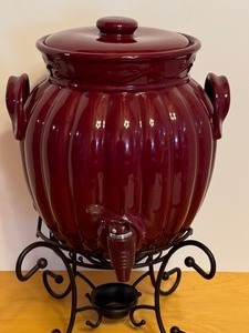 lot 92 image: Decorative Ceramic Beverage Dispenser