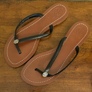 lot 70 image: New Tori Burch Sandals