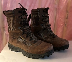 lot 118 image: Rocky Outdoor Boots