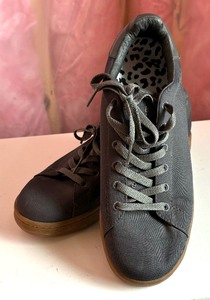 lot 159 image: Billionaire Boys Club Porter Ash Laced Shoes