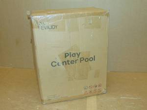 lot 12 image: Pool for Kids