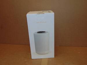 lot 52 image: Air Purifier